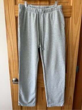 Classic Men's Light Grey Fleece Joggers with Drawstring Waist